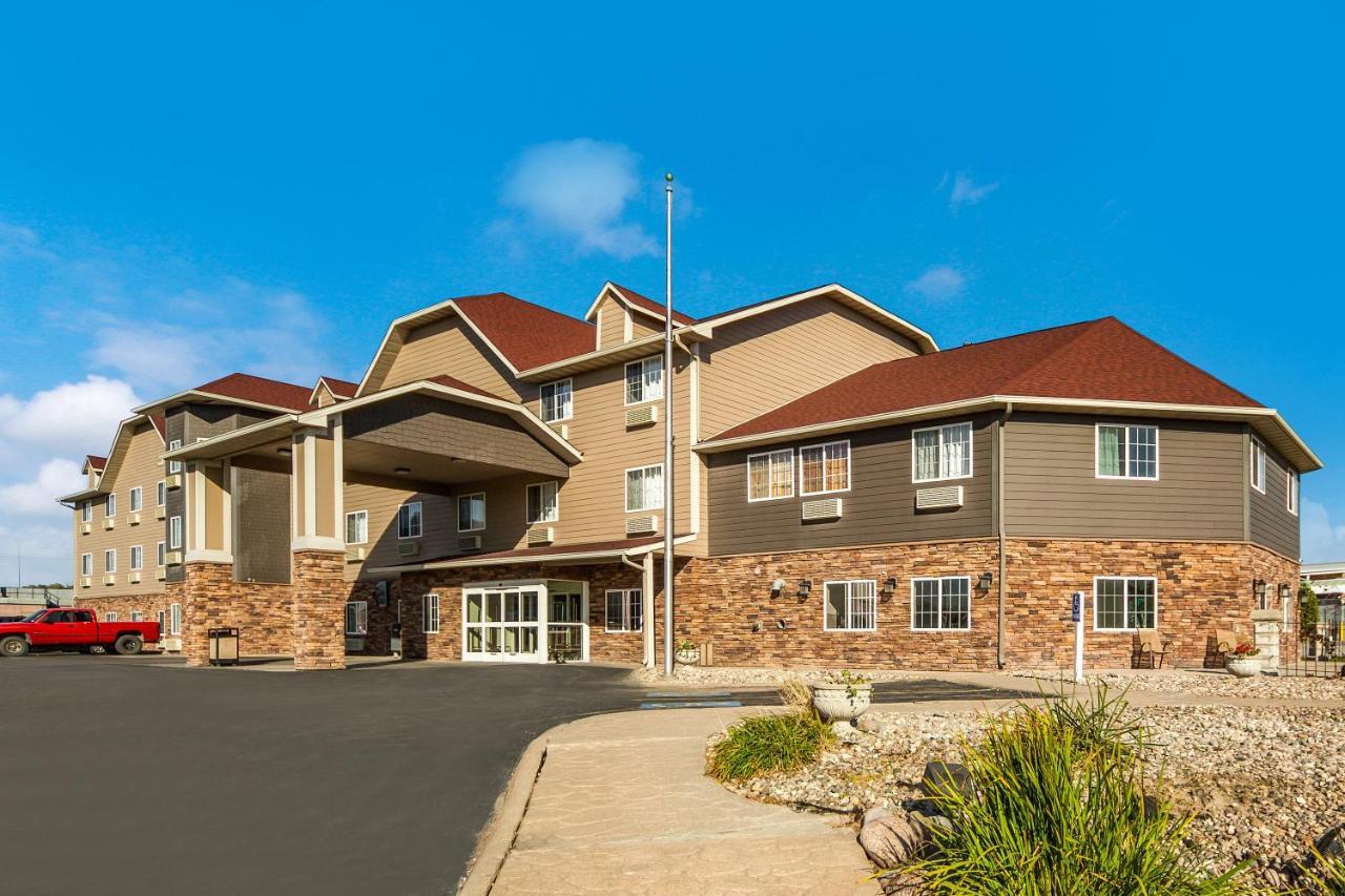 Red Roof Inn & Suites Omaha - Council Bluffs Dış mekan fotoğraf