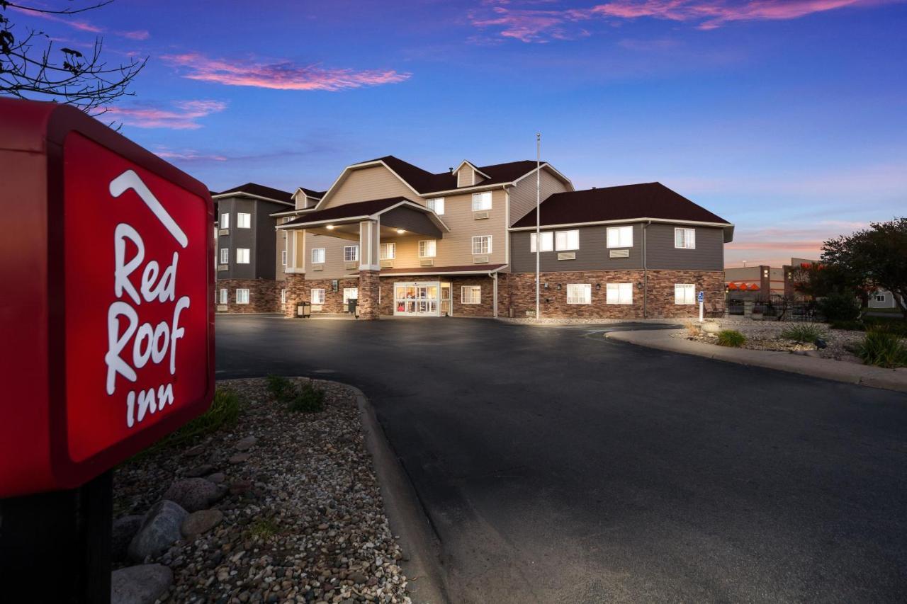 Red Roof Inn & Suites Omaha - Council Bluffs Dış mekan fotoğraf