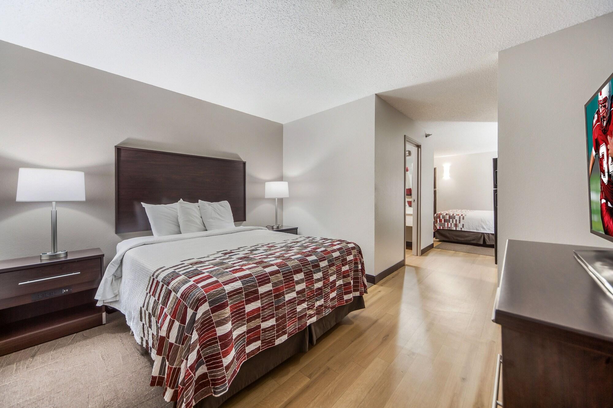 Red Roof Inn & Suites Omaha - Council Bluffs Dış mekan fotoğraf