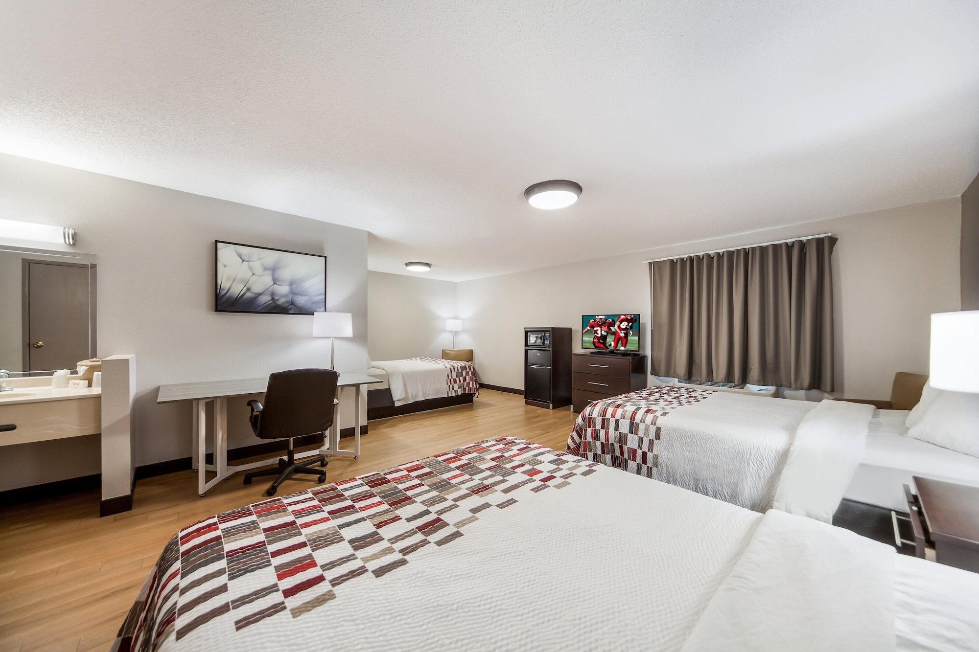 Red Roof Inn & Suites Omaha - Council Bluffs Dış mekan fotoğraf